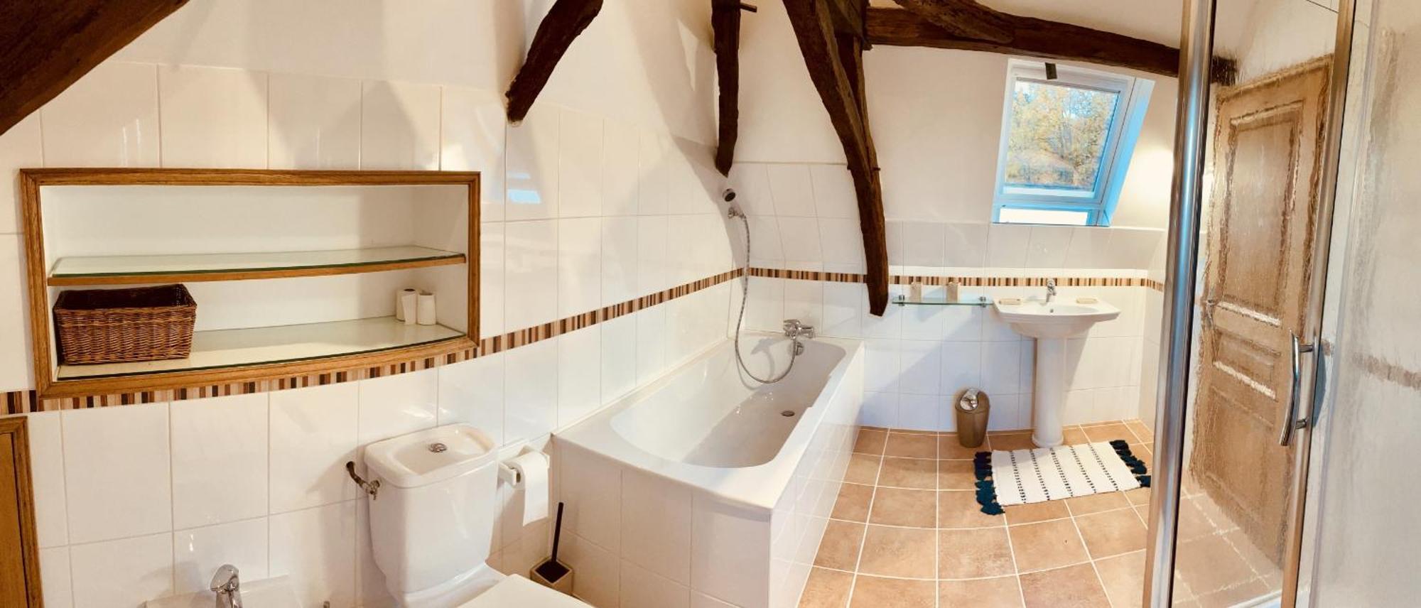 Le Domaine De Camberoux Gite Bressac Rom bilde
